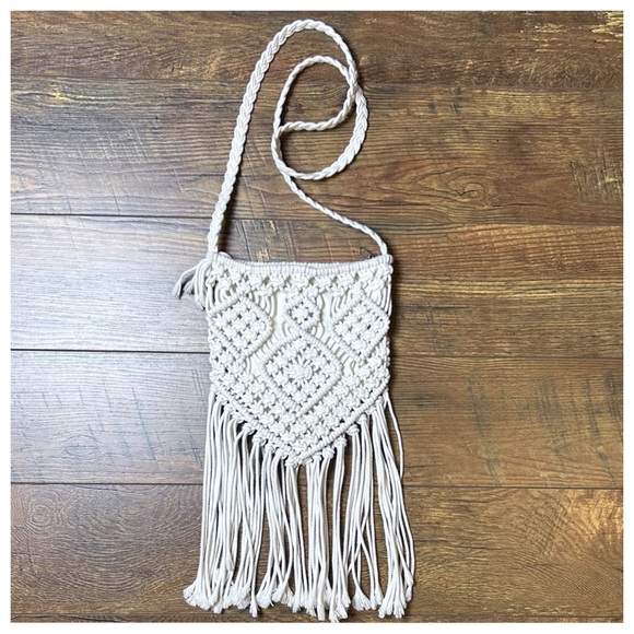 Crossi Macrame Hobo Bag - Picture 2 of 7